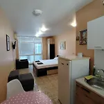Apartment елит 4 *
